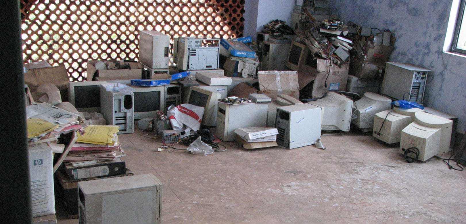 Electronic Waste - Stars Junk Removal